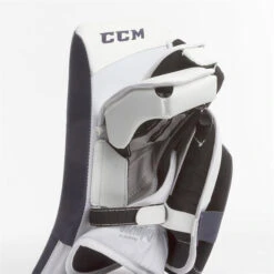 Bouclier CCM Premier P2.9 Intermédiaire 5 Bouclier CCM Premier P2.9 Intermédiaire -pro patinage soldes pdtimg 3973480b