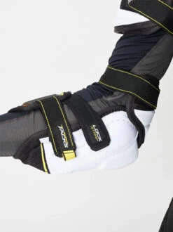 Coudières CCM Super Tacks AS1 Senior -pro patinage soldes pdtimg 4472752b