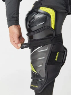 Jambières Bauer Supreme Ultrasonic Senior 8 Jambières Bauer Supreme Ultrasonic Senior -pro patinage soldes pdtimg 4716793b