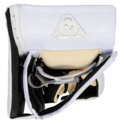 Bouclier Bauer Supreme M5 Pro Senior -pro patinage soldes pdtimg 4759840b