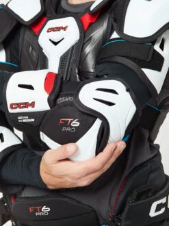 Coudières CCM JetSpeed FT6 Pro Senior -pro patinage soldes pdtimg 5002772b